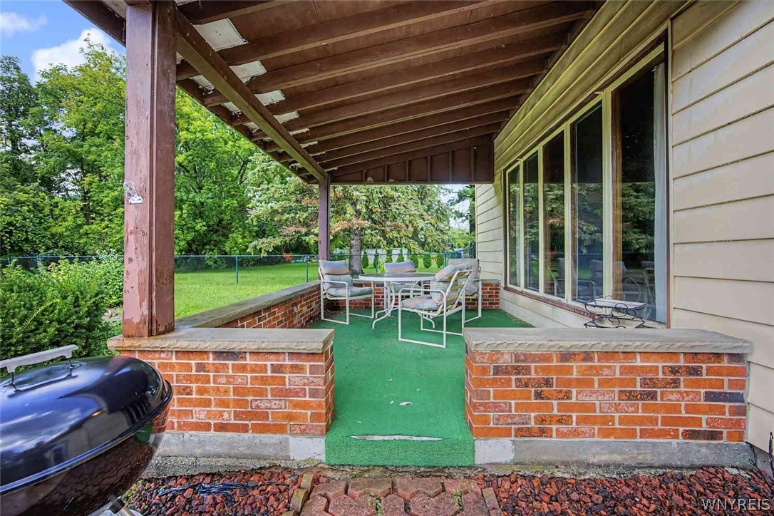 2020 Tuscarora Road Niagara, NY 14304 - Photo 10 of 50 Gallery Image 10