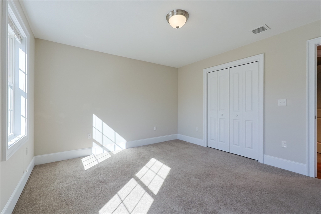 10 Silver Fox Road Norfolk, MA 02056 - Photo 25 of 42