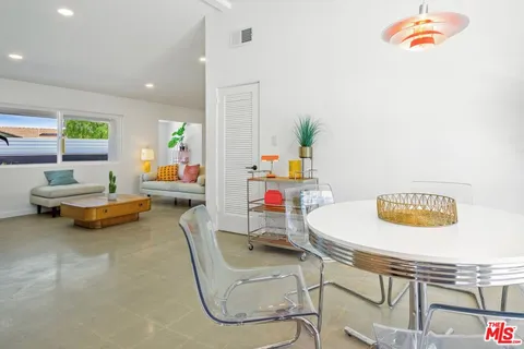 $649,000 | 4325 East Calle De Carlos, Palm Springs, CA 92264