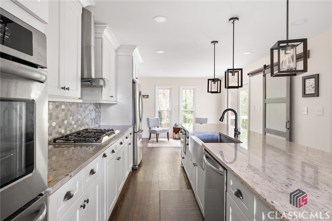 1435 Whit Davis Road Athens, GA 30605 - Photo 8 of 52