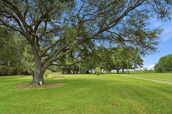 $200,000 | 12175 Pine Island Highway, Welsh, LA 70591