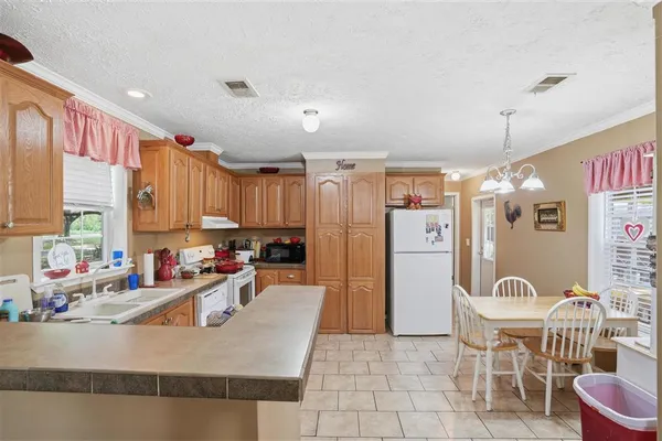 $200,000 | 12175 Pine Island Highway, Welsh, LA 70591