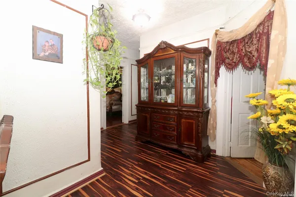 a view of a entryway door of the house