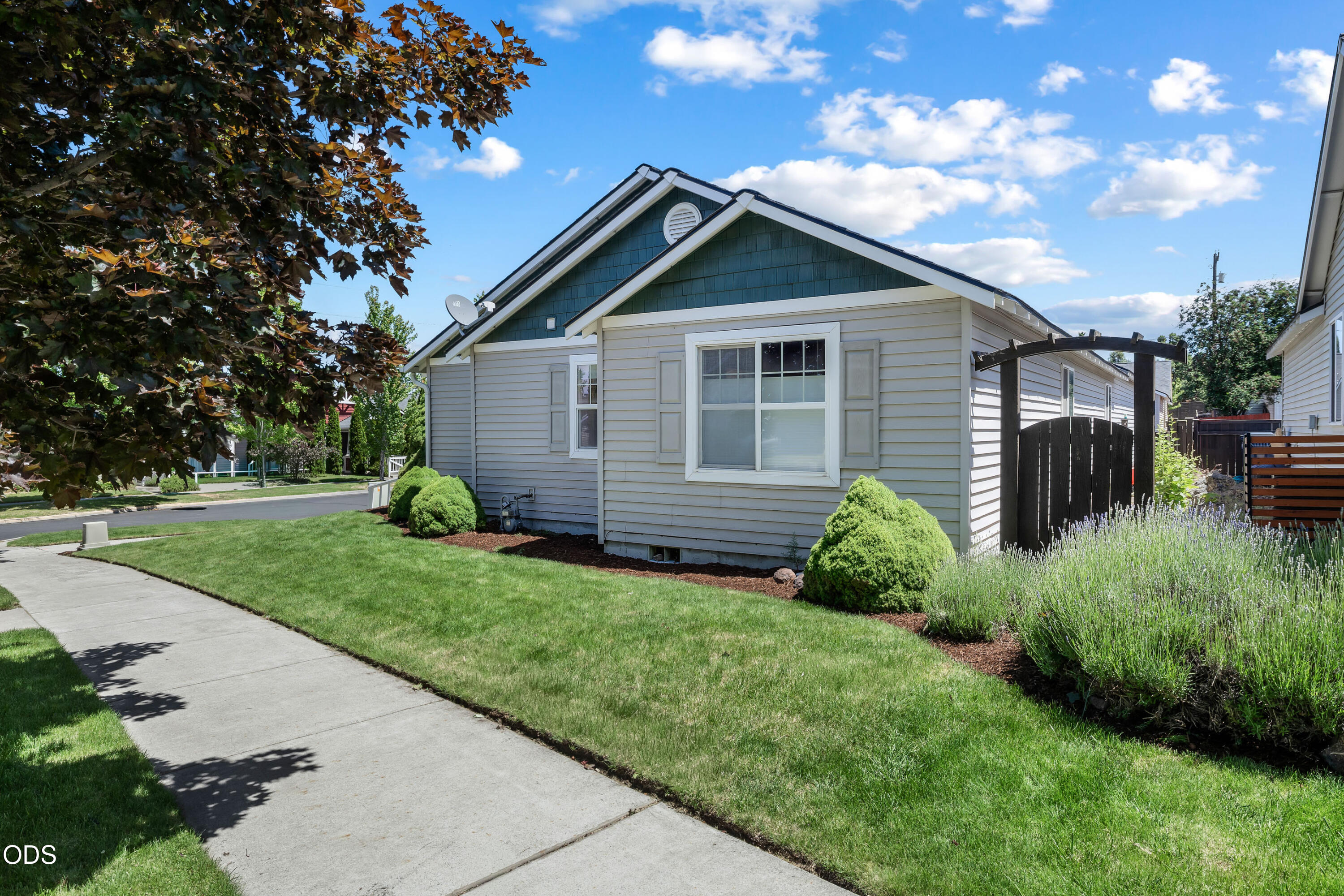 20535 Sunderland Way Bend, OR 97701 - Photo 3 of 41 a view of a house with yard and plants