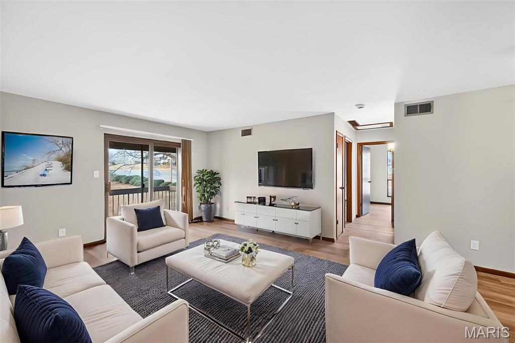 4294 Kay Lane, Unit 6 St. Louis, MO 63123 - Photo 2 of 16