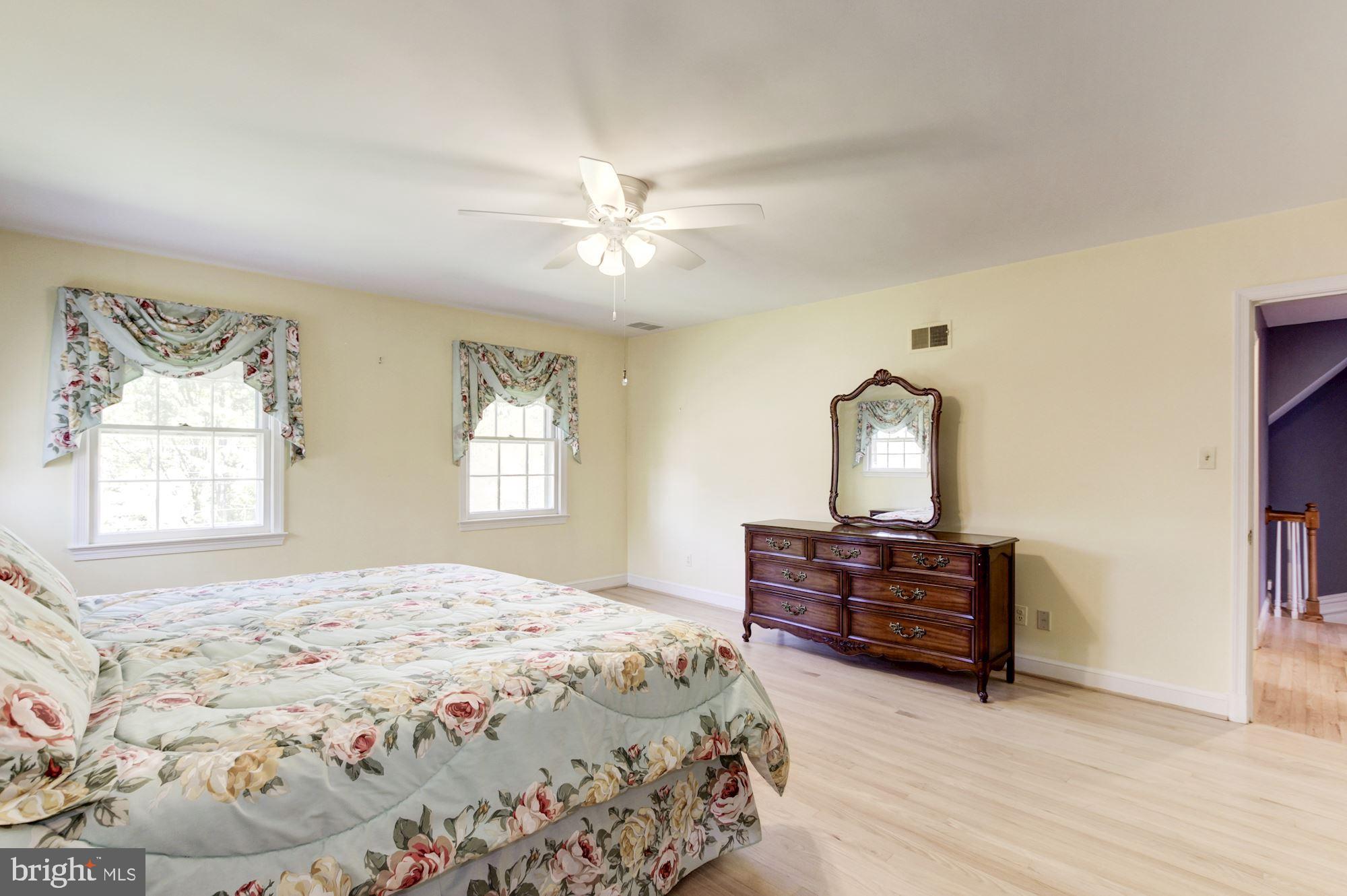 10031 Kendale Road Potomac, MD 20854 - Photo 31 of 52 Master Bedroom