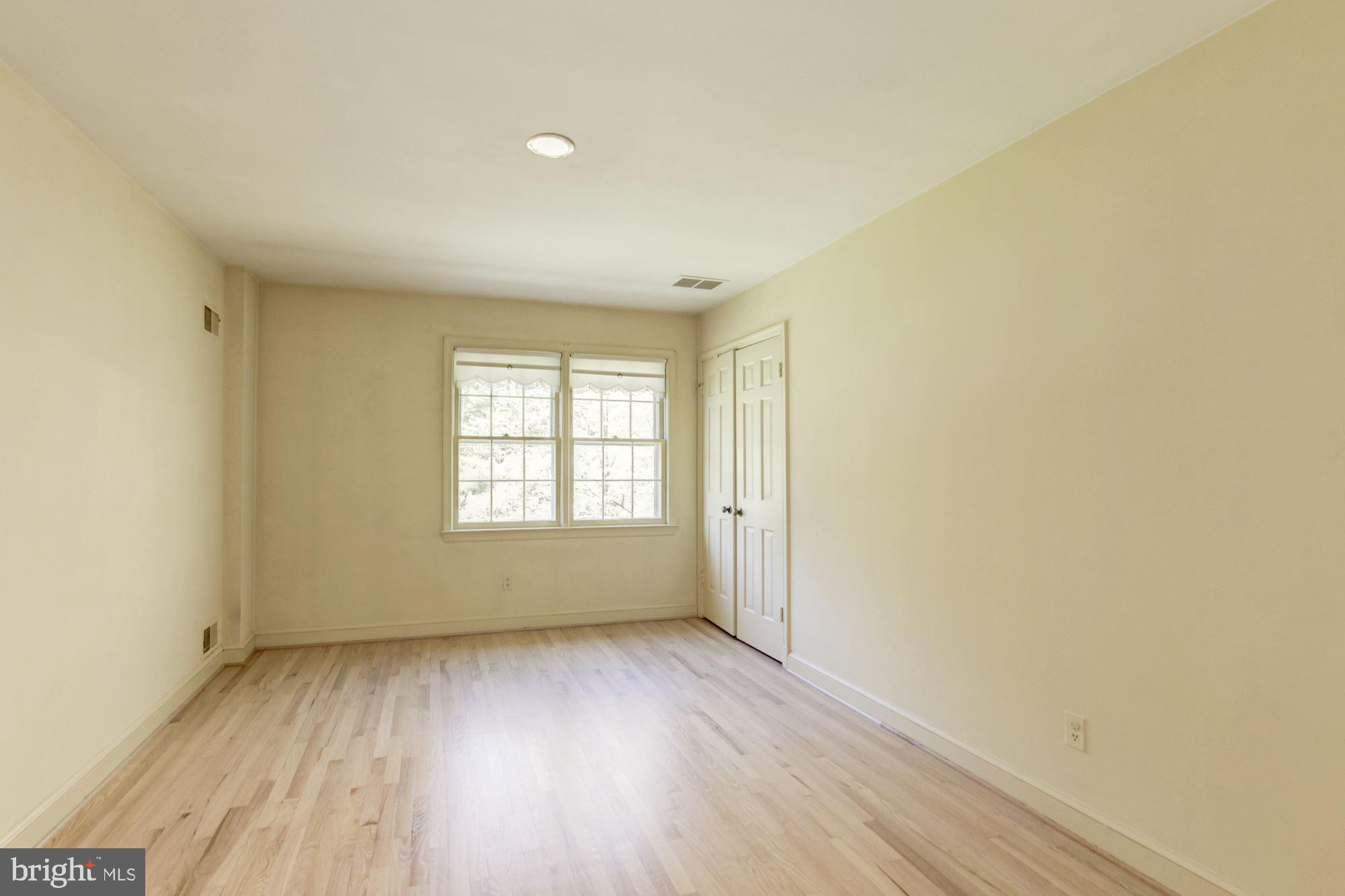 10031 Kendale Road Potomac, MD 20854 - Photo 40 of 52 Bedroom #5