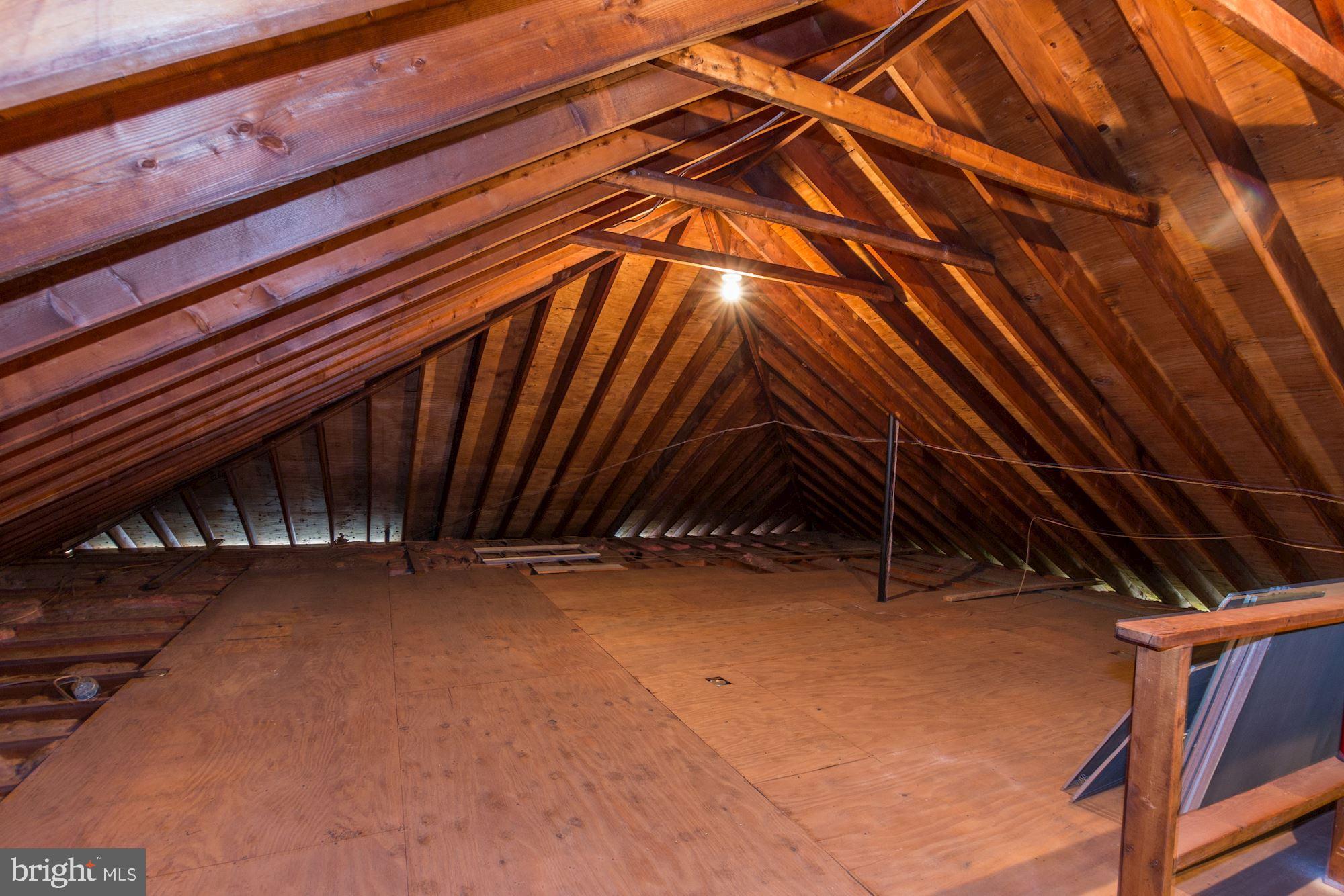 10031 Kendale Road Potomac, MD 20854 - Photo 42 of 52 Attic