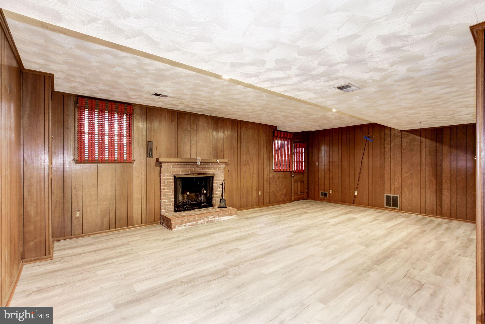 10031 Kendale Road Potomac, MD 20854 - Photo 44 of 52 Lower Level Family Room