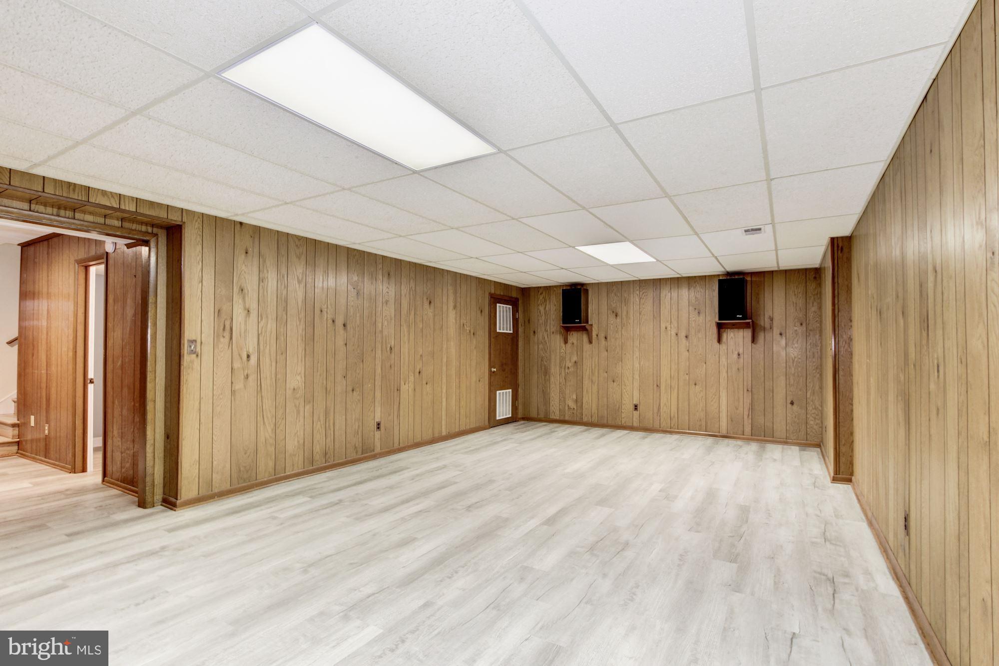 10031 Kendale Road Potomac, MD 20854 - Photo 46 of 52 Lower Level Recreation Room