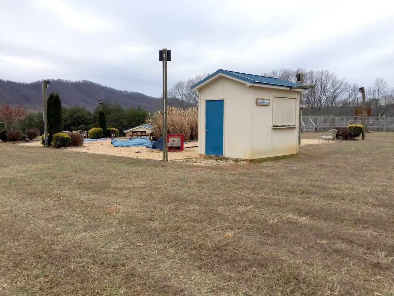 1336 Simmons Mill Road Thaxton, VA 24174 - Photo 42 of 59 IMG_3204