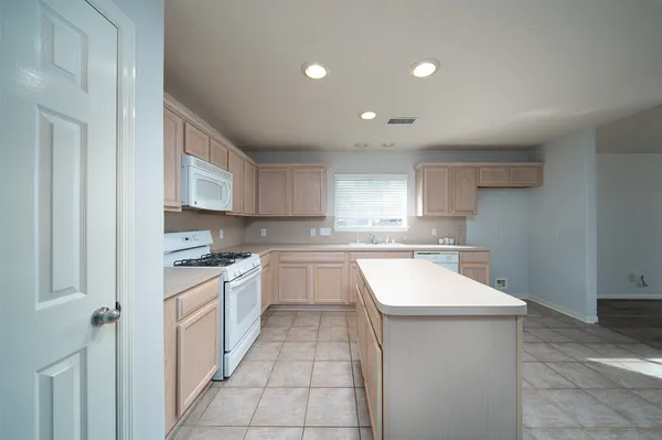 $1,895 | 4710 Shane Creek Lane, Spring, TX 77388
