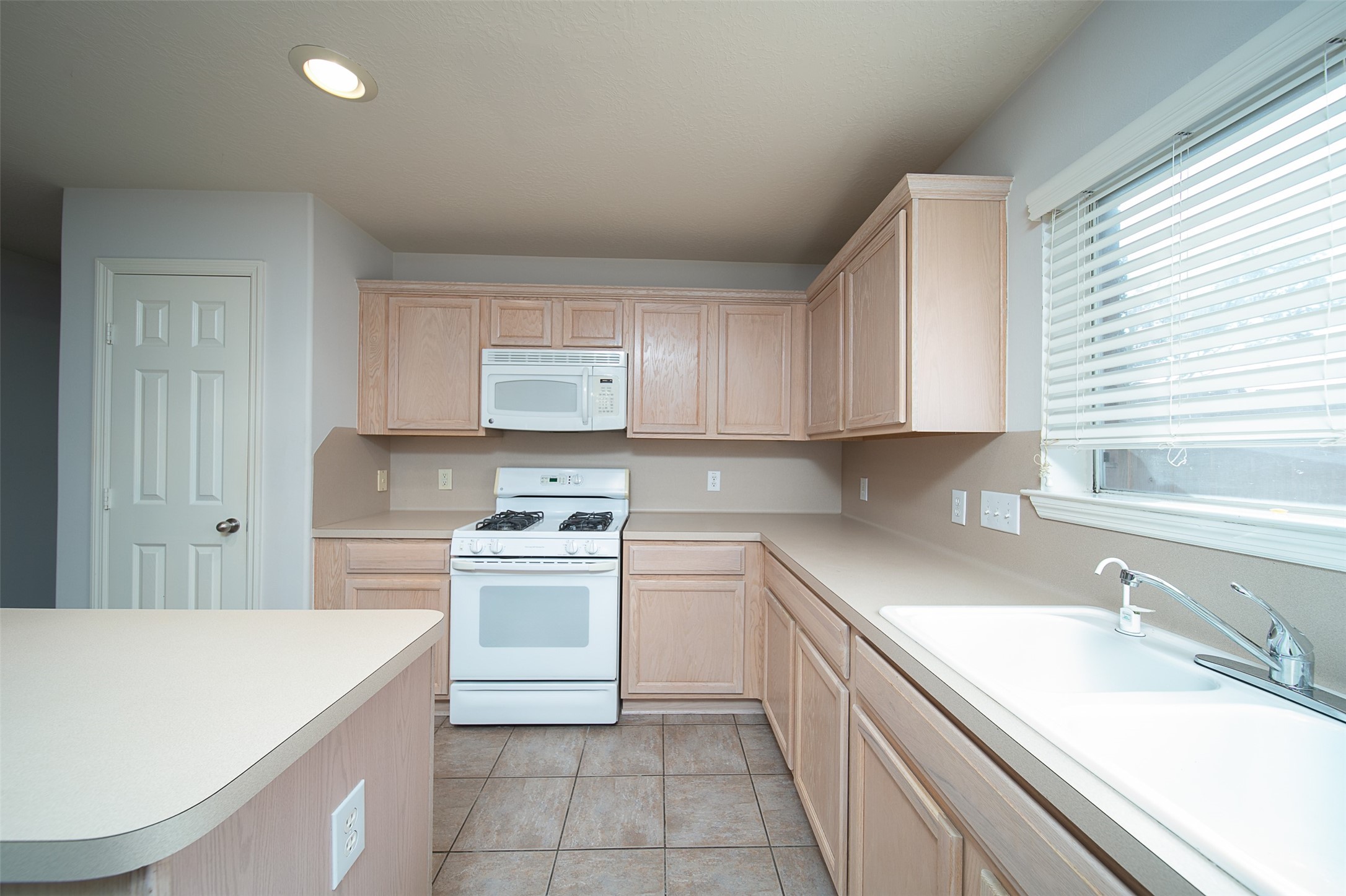 4710 Shane Creek Lane Spring, TX 77388 - Photo 13 of 26
