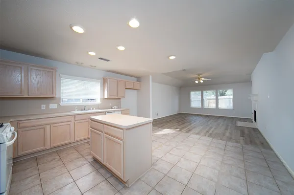 $1,895 | 4710 Shane Creek Lane, Spring, TX 77388
