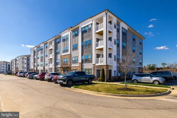 $299,900 | 3800 Maze Runner Drive, Unit 405, Midlothian, VA 23112