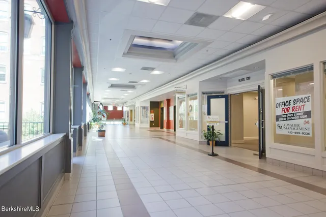 $16 | 75 North Street, Pittsfield, MA 01201