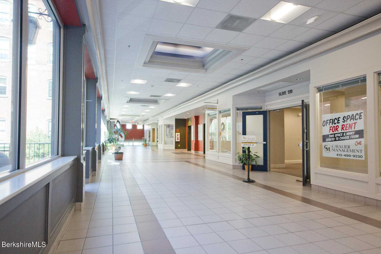 75 North Street Pittsfield, MA 01201 - Photo 5 of 17 4