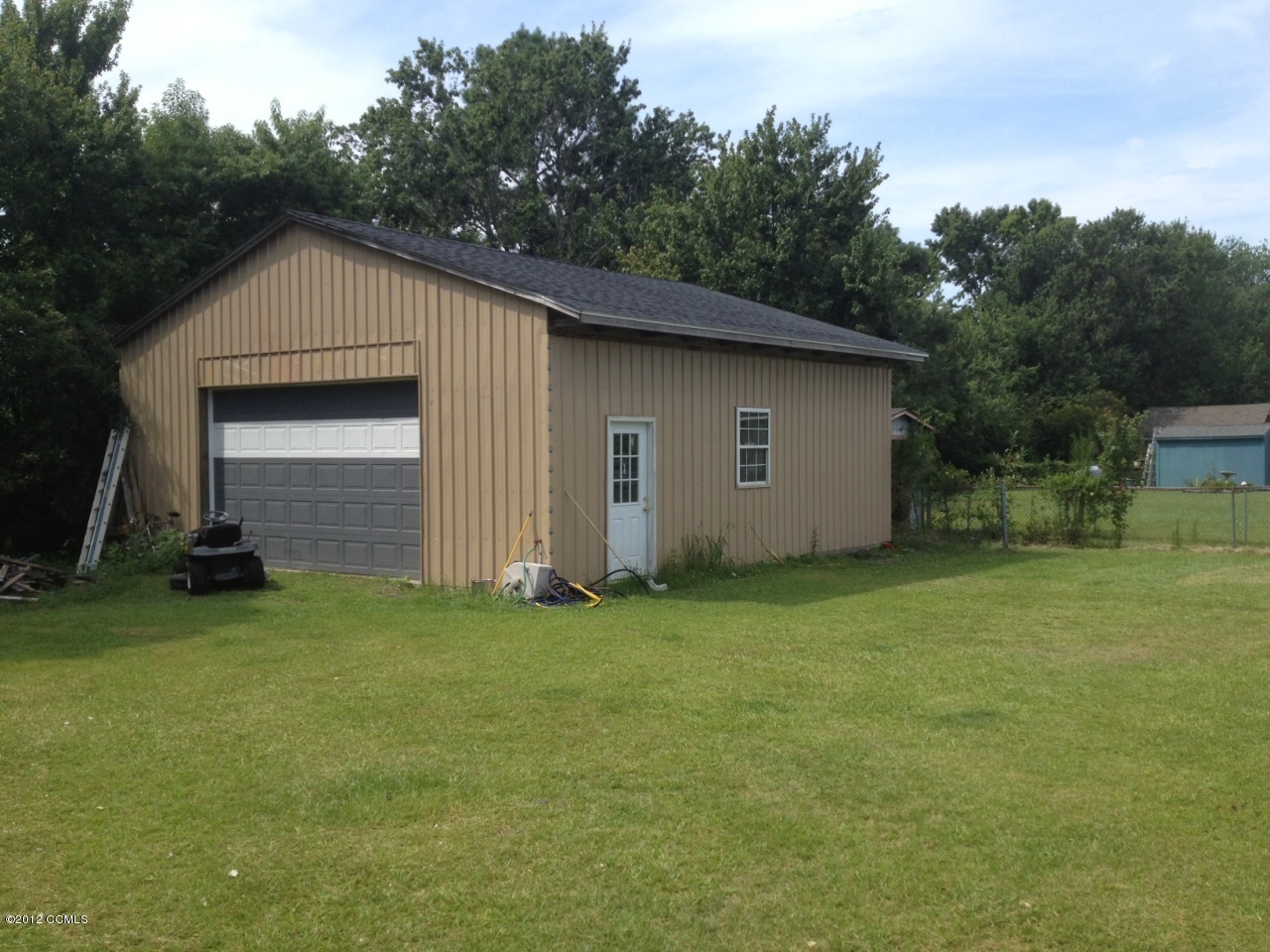 136 Bayberry Road Newport, NC 28570 - Photo 3 of 5 Large Metal Building