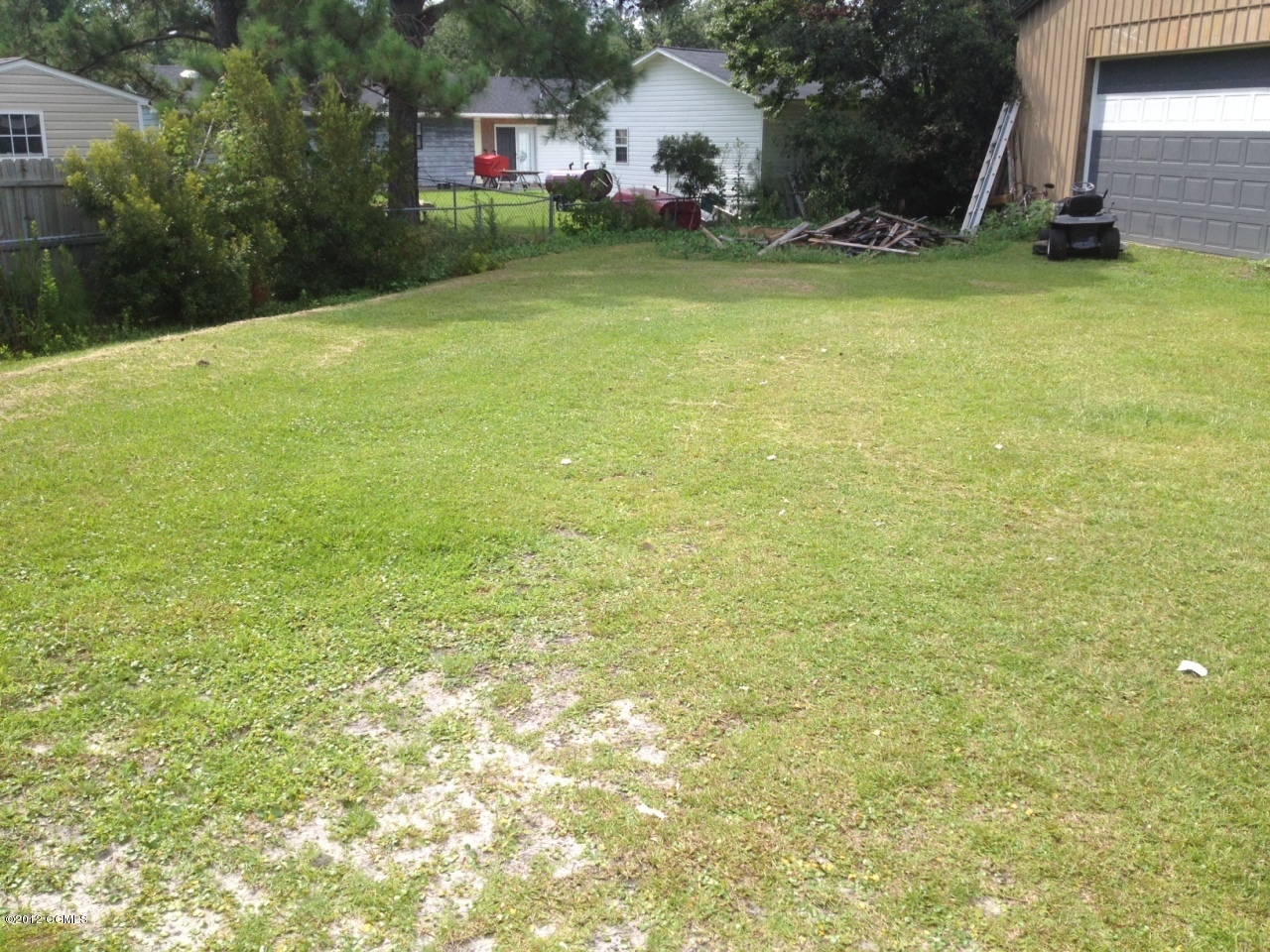 136 Bayberry Road Newport, NC 28570 - Photo 4 of 5 Back view