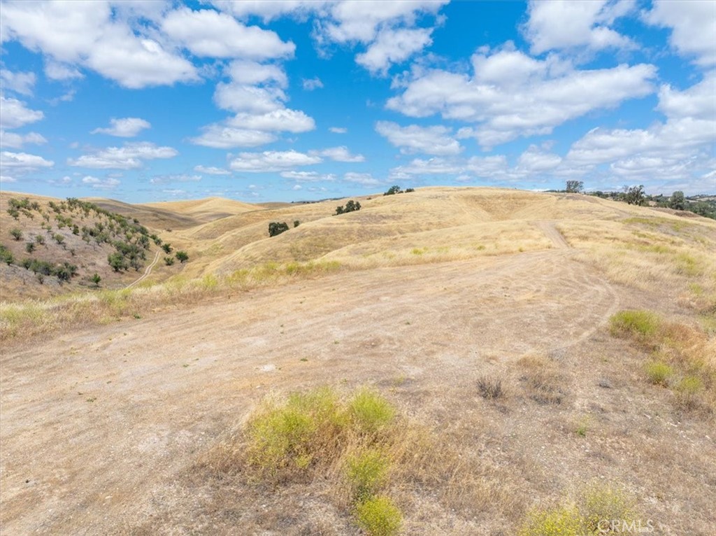 76846 Ranchita Canyon Road San Miguel, CA 93451 - Photo 39 of 51 a view of ocean