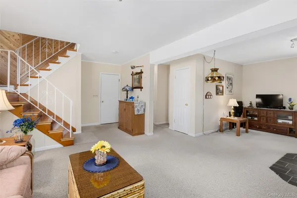 $625,000 | 37 Tanager Road, Mahopac, NY 10541