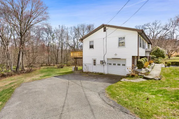$625,000 | 37 Tanager Road, Mahopac, NY 10541