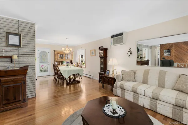 $625,000 | 37 Tanager Road, Mahopac, NY 10541