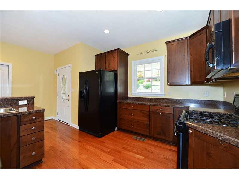 10425 Meinert Road Wexford, PA 15090 - Photo 3 of 20 Kitchen.