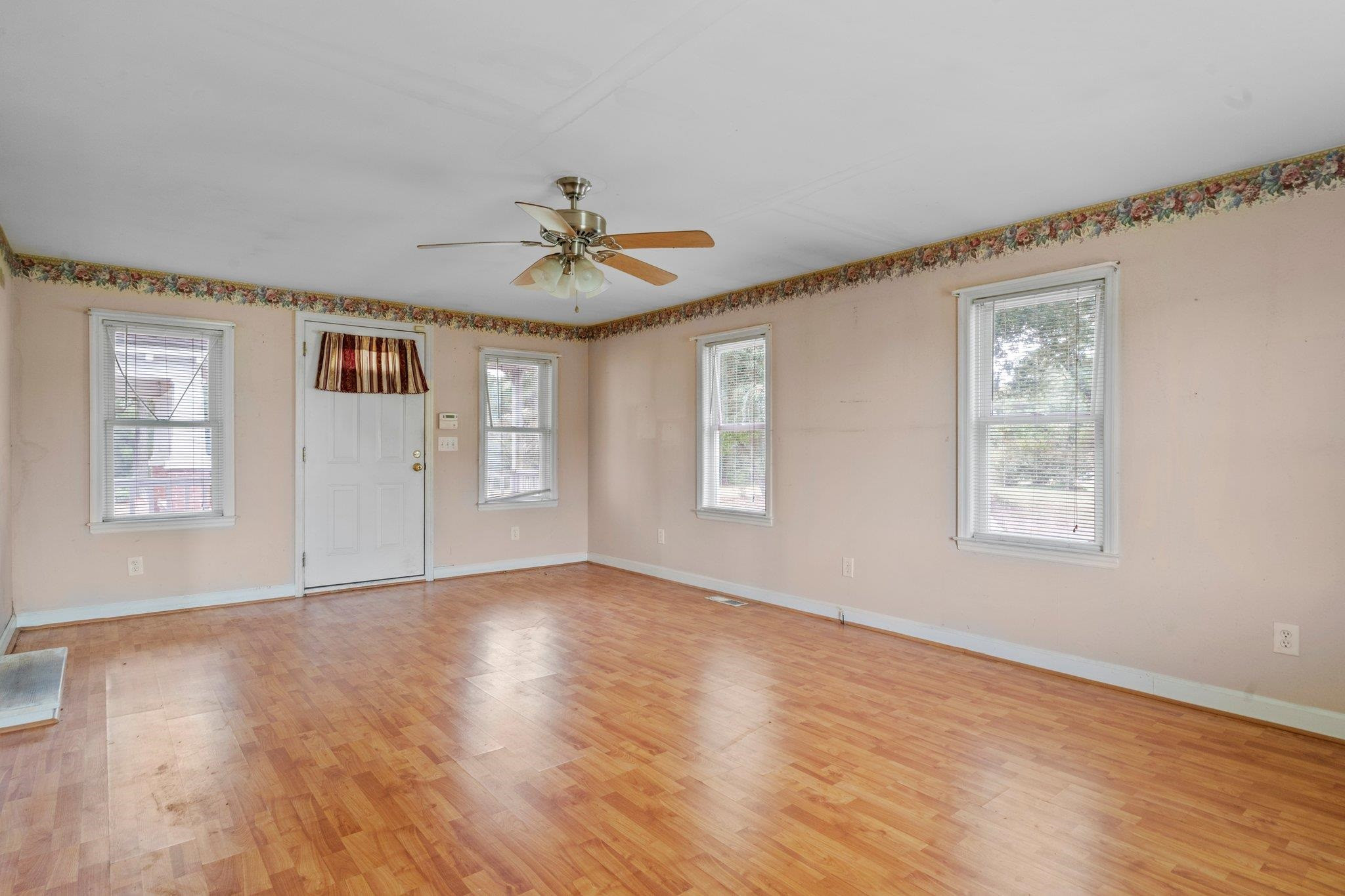 2705 Highway 27 Coats, NC 27521 - Photo 23 of 28 Photo 25