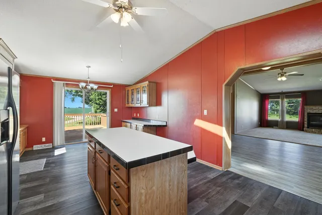 $299,000 | 755 240th Avenue Southwest, Appleton, MN 56208