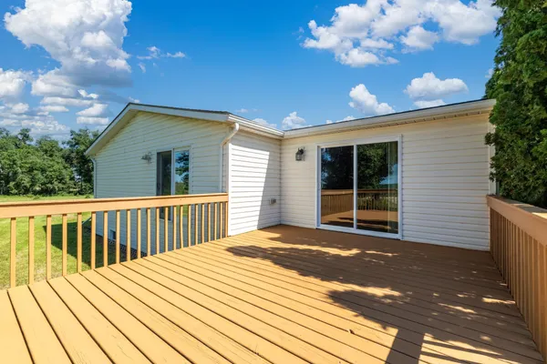 $259,900 | 755 240th Avenue Southwest, Appleton, MN 56208