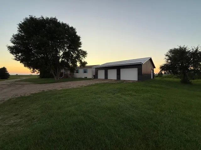 $299,000 | 755 240th Avenue Southwest, Appleton, MN 56208