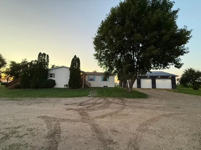$299,000 | 755 240th Avenue Southwest, Appleton, MN 56208