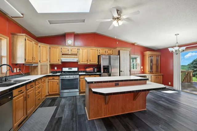 $299,000 | 755 240th Avenue Southwest, Appleton, MN 56208