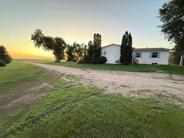 $299,000 | 755 240th Avenue Southwest, Appleton, MN 56208