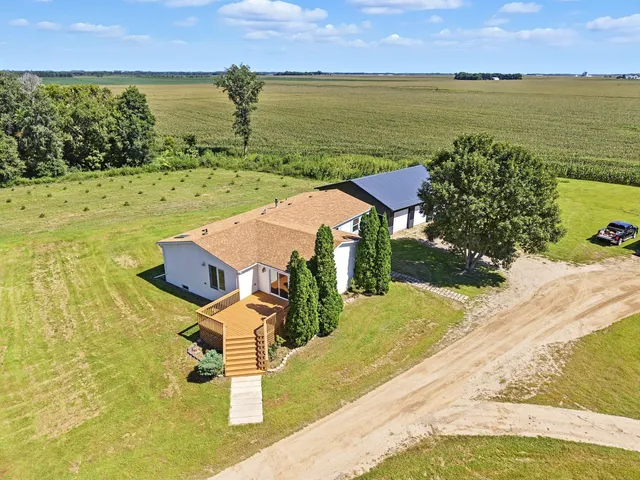 $299,000 | 755 240th Avenue Southwest, Appleton, MN 56208