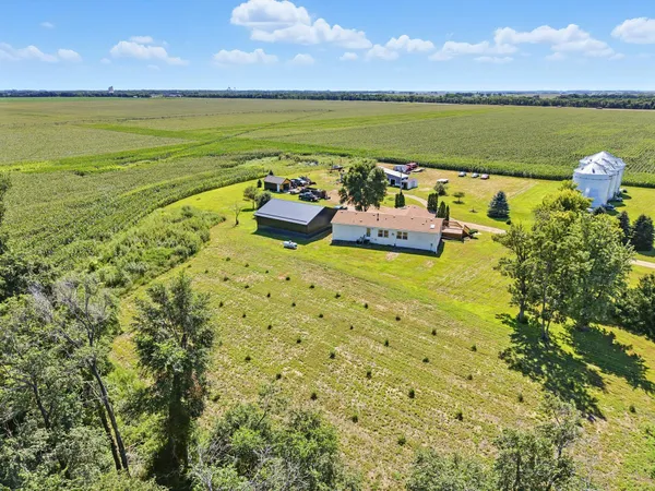 $259,900 | 755 240th Avenue Southwest, Appleton, MN 56208