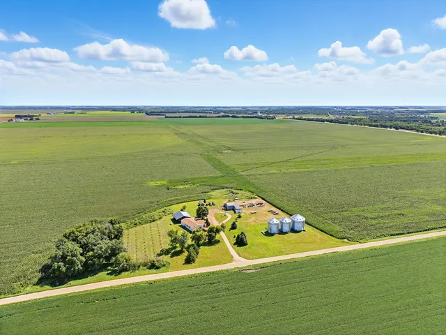 $299,000 | 755 240th Avenue Southwest, Appleton, MN 56208