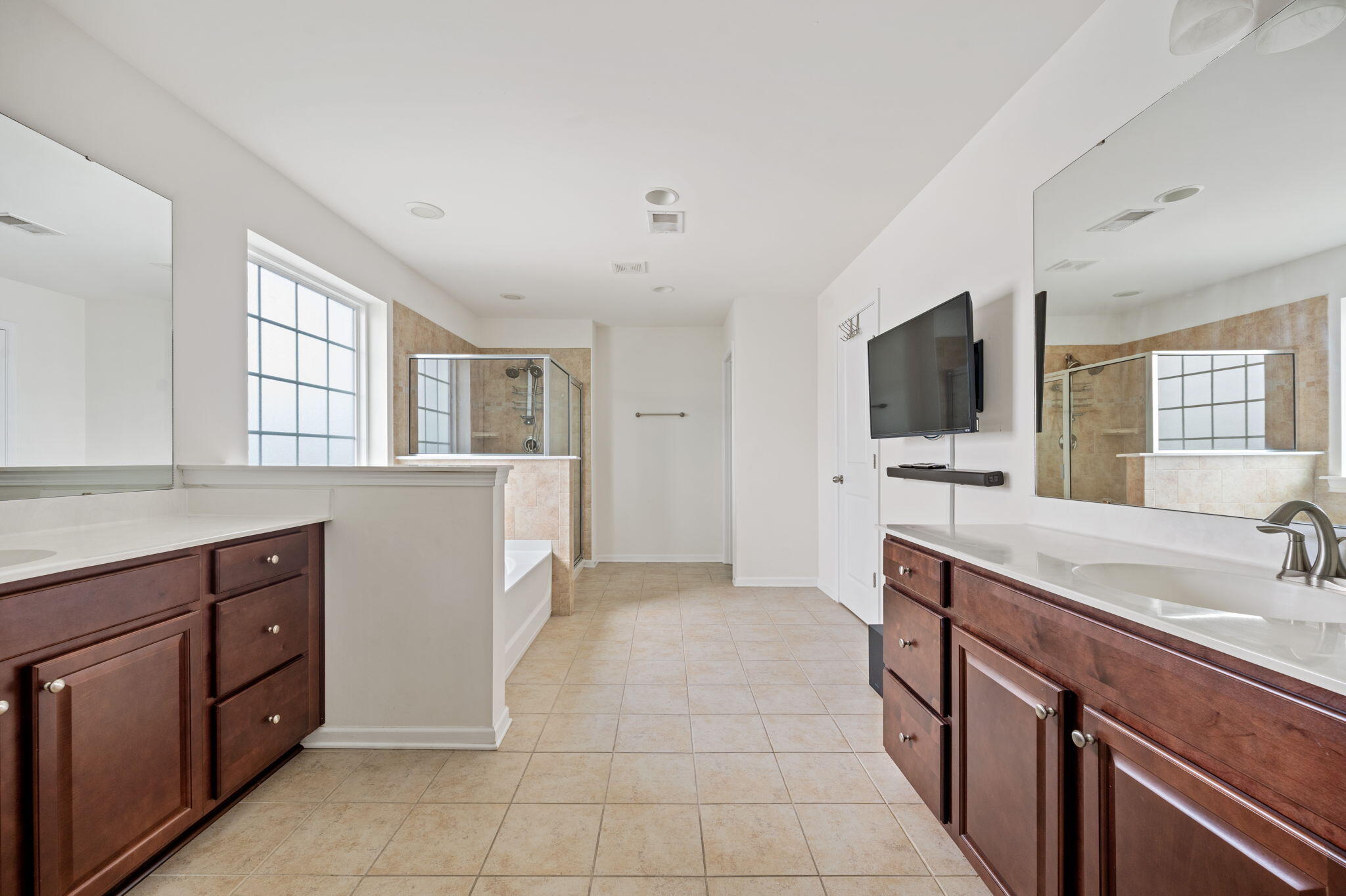 129 Radtko Road Summerville, SC 29486 - Photo 33 of 79 33-web-or-mls-Barclay Media Co.-33