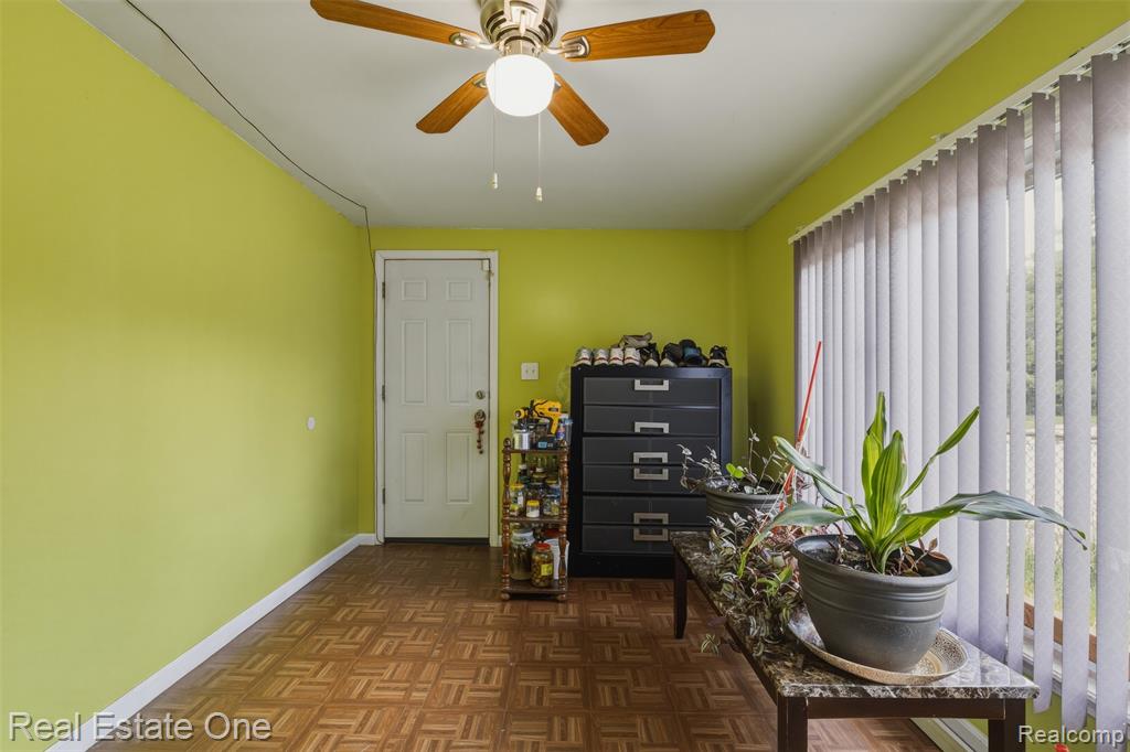 28151 Cherry Street Inkster, MI 48141 - Photo 9 of 18