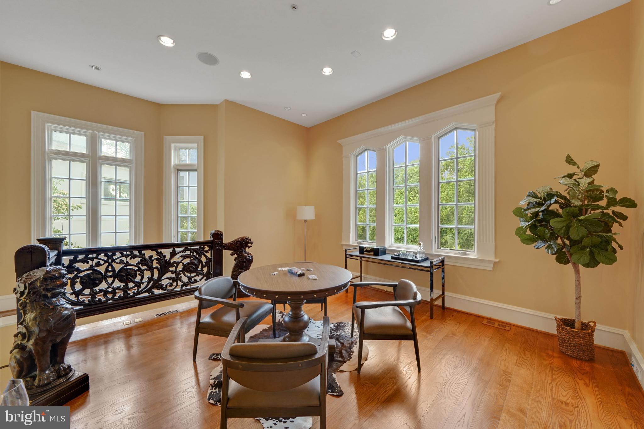 4825 Dexter Terrace Northwest Washington, DC 20007 - Photo 19 of 46