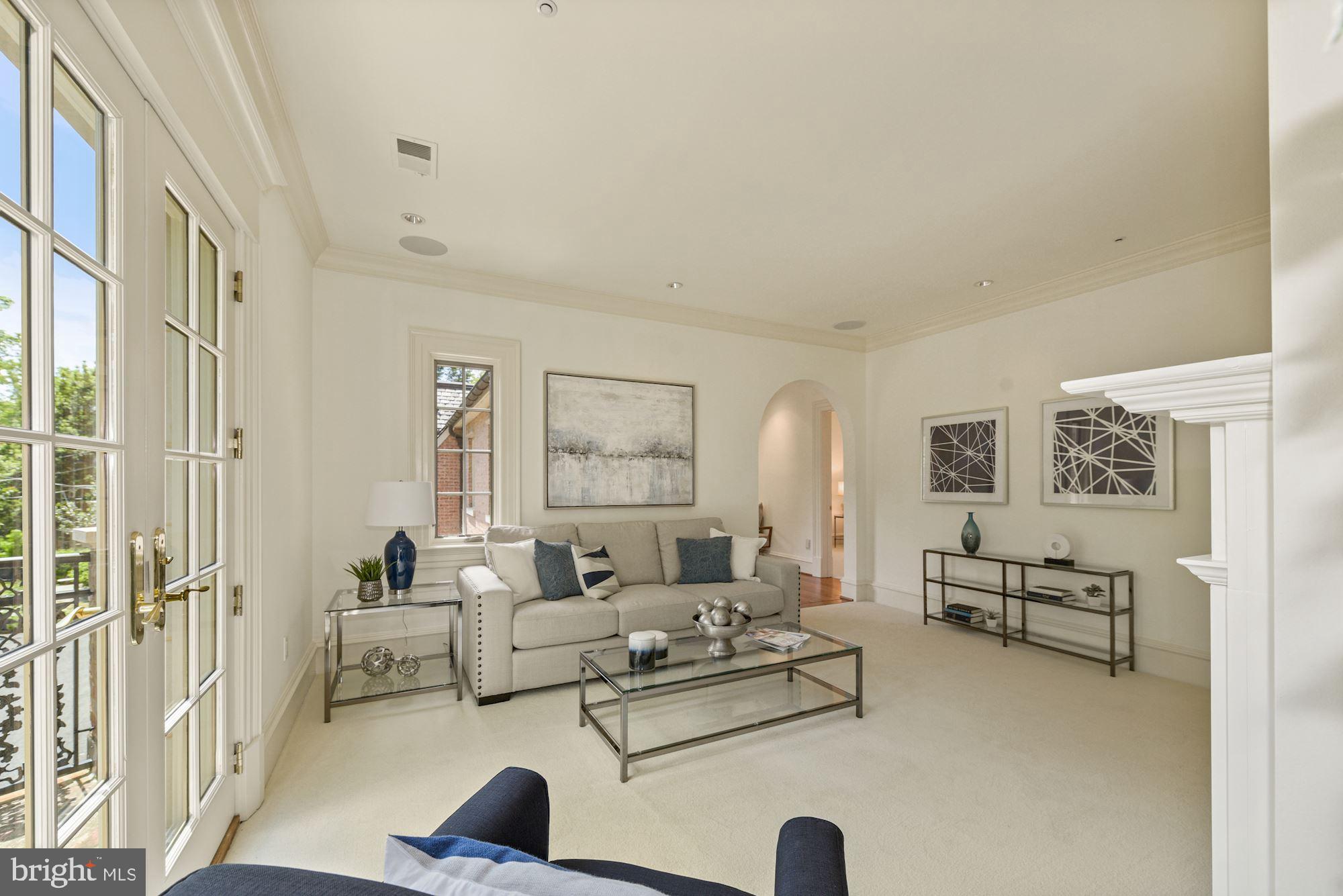 4825 Dexter Terrace Northwest Washington, DC 20007 - Photo 30 of 46 SECOND LEVEL FAMILY ROOM