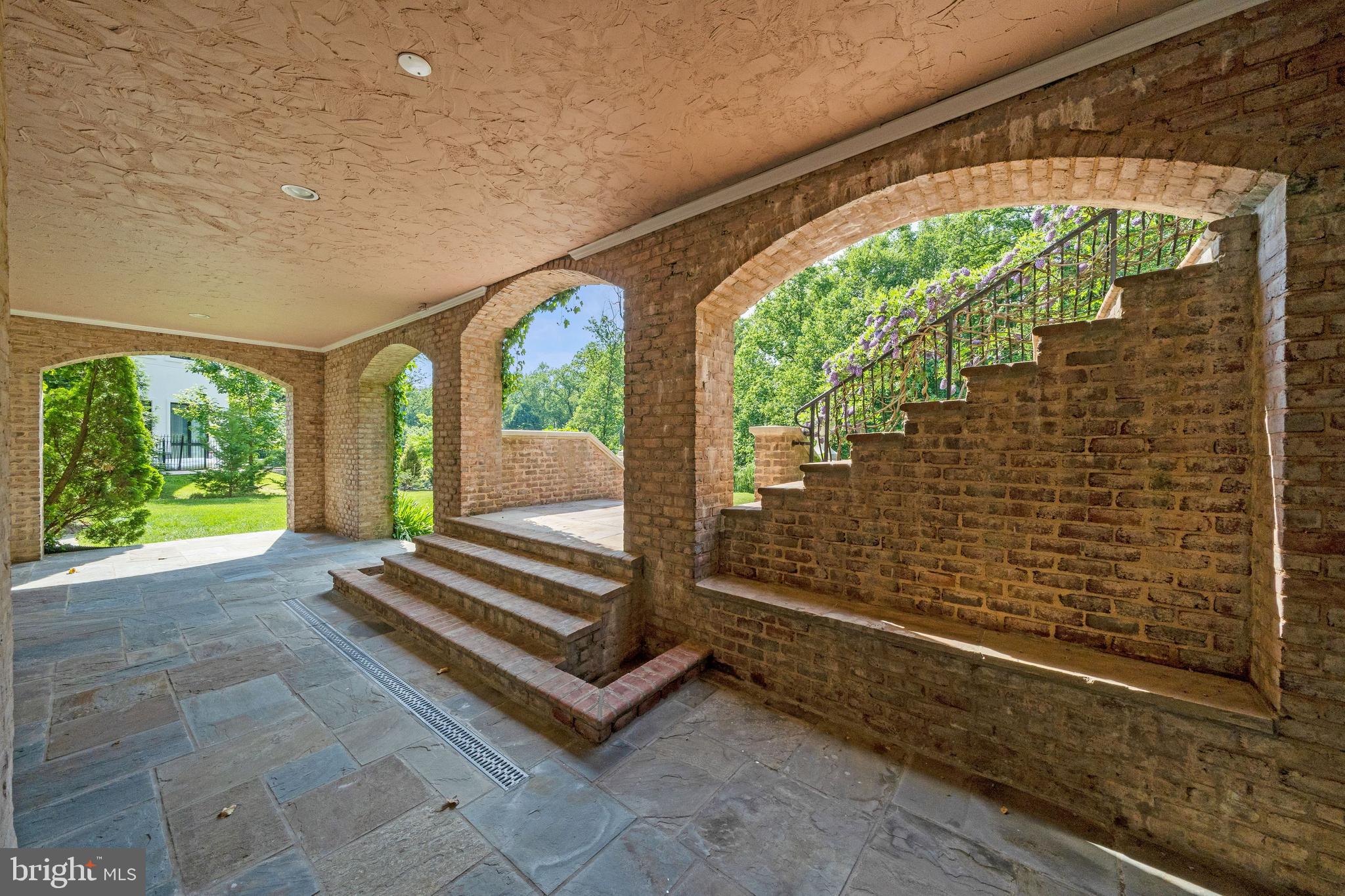 4825 Dexter Terrace Northwest Washington, DC 20007 - Photo 41 of 46