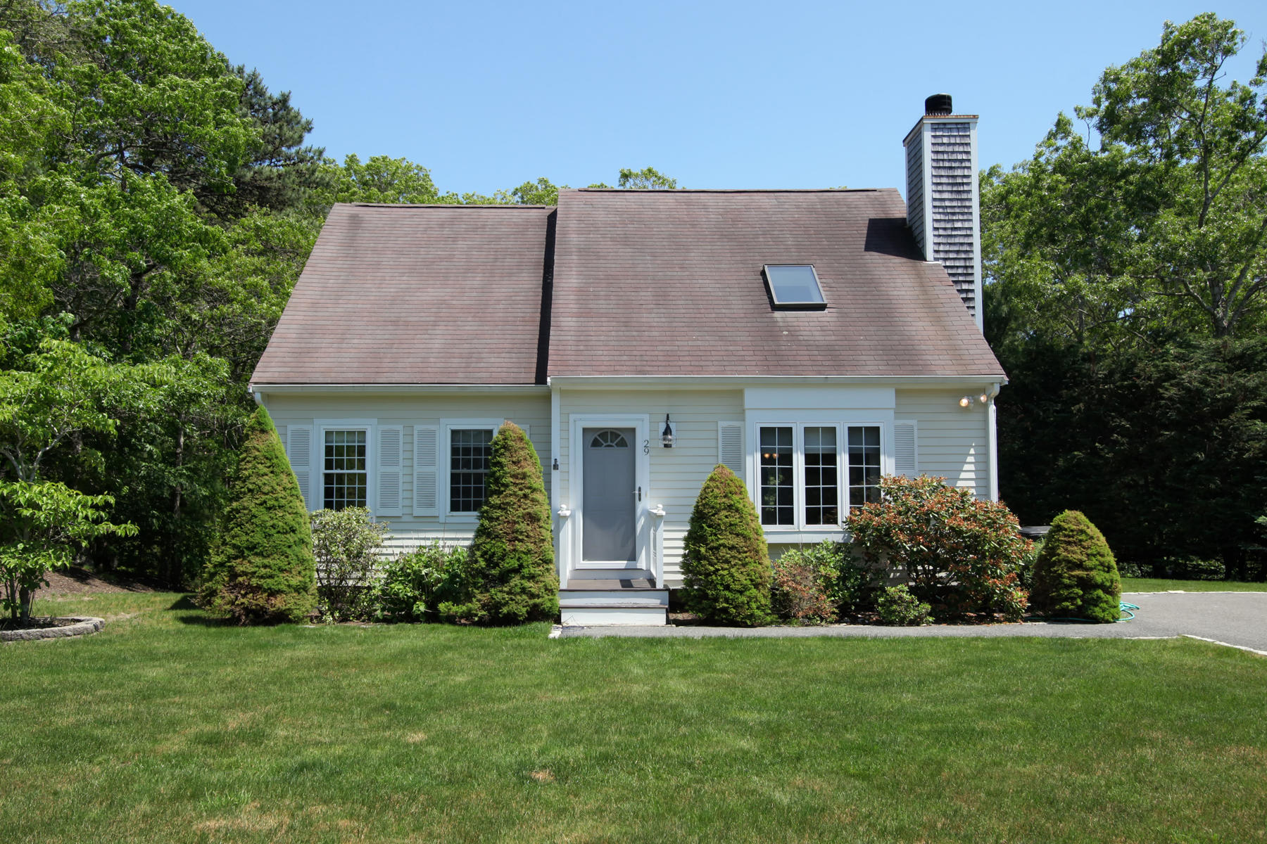 29 Fox Hill Road Mashpee, MA 02649 - Photo 1 of 25 002_29FoxHill_06122017