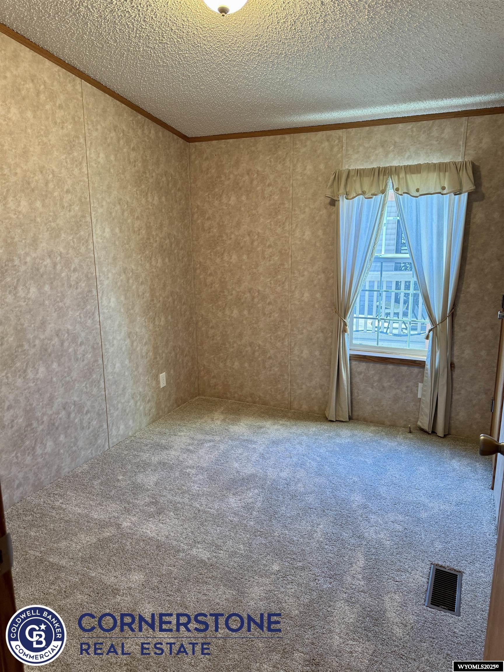 2061 East A Street Casper, WY 82609 - Photo 7 of 19