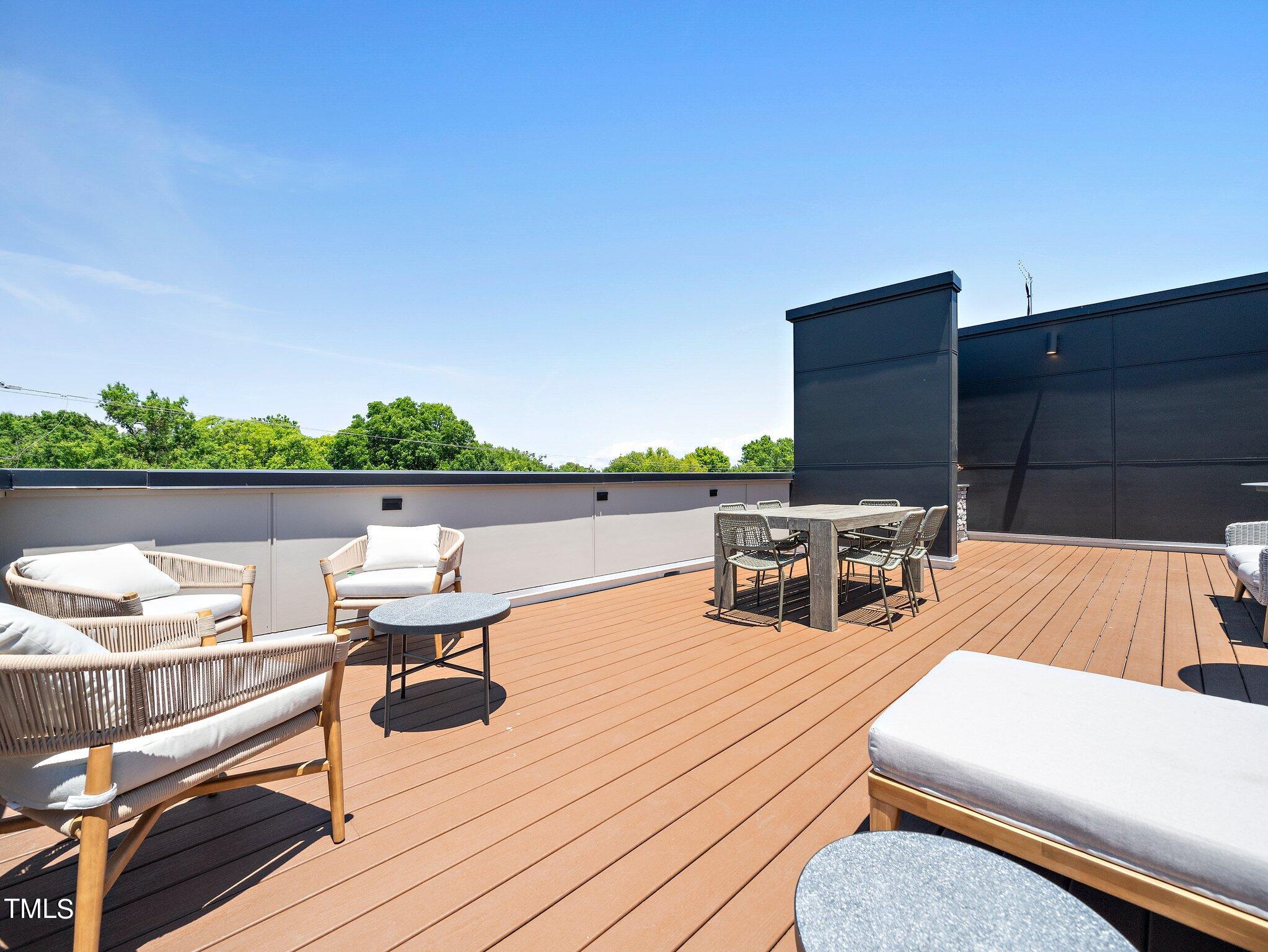 615 West Peace Street, Unit 306 Raleigh, NC 27603 - Photo 24 of 37 a outdoor space with patio area