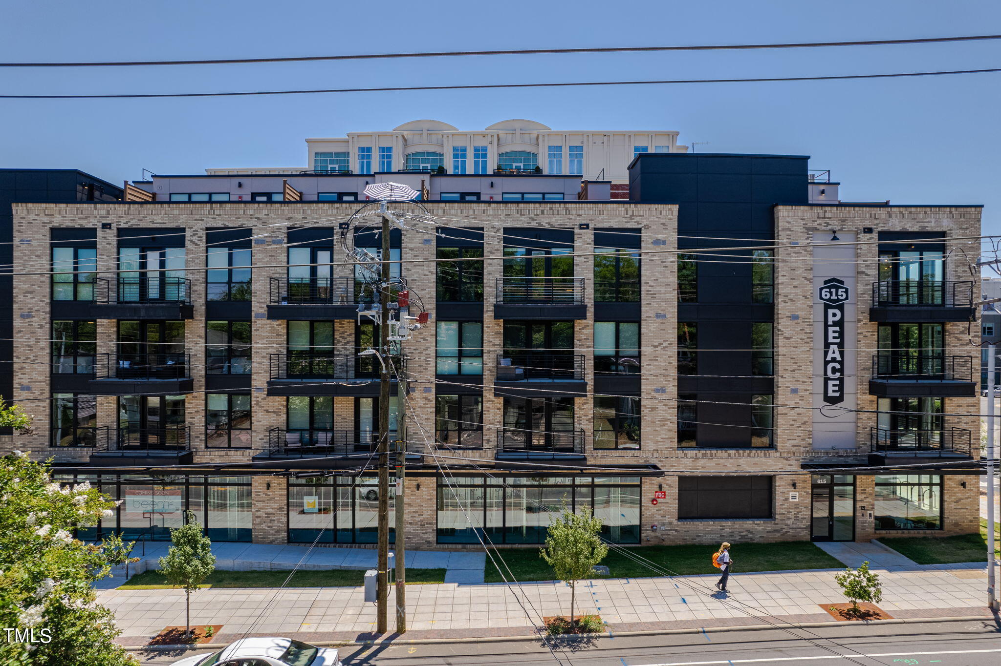615 West Peace Street, Unit 306 Raleigh, NC 27603 - Photo 32 of 37 a front view of a building with street view