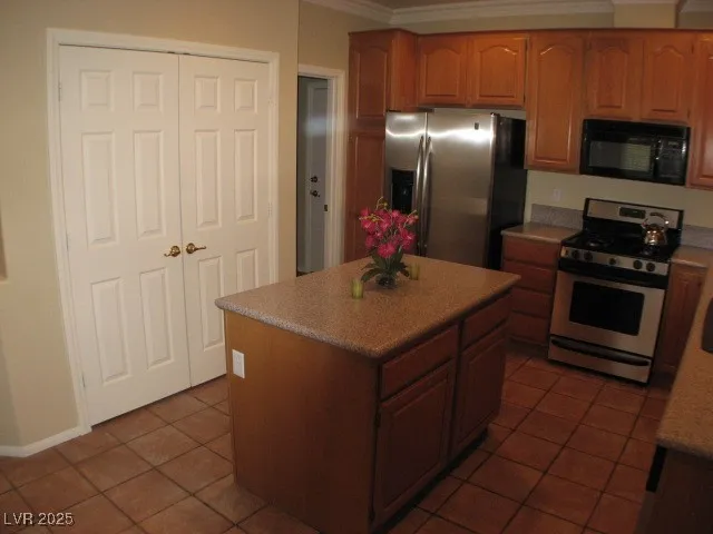$2,500 | Undisclosed Address, Las Vegas, NV 89144
