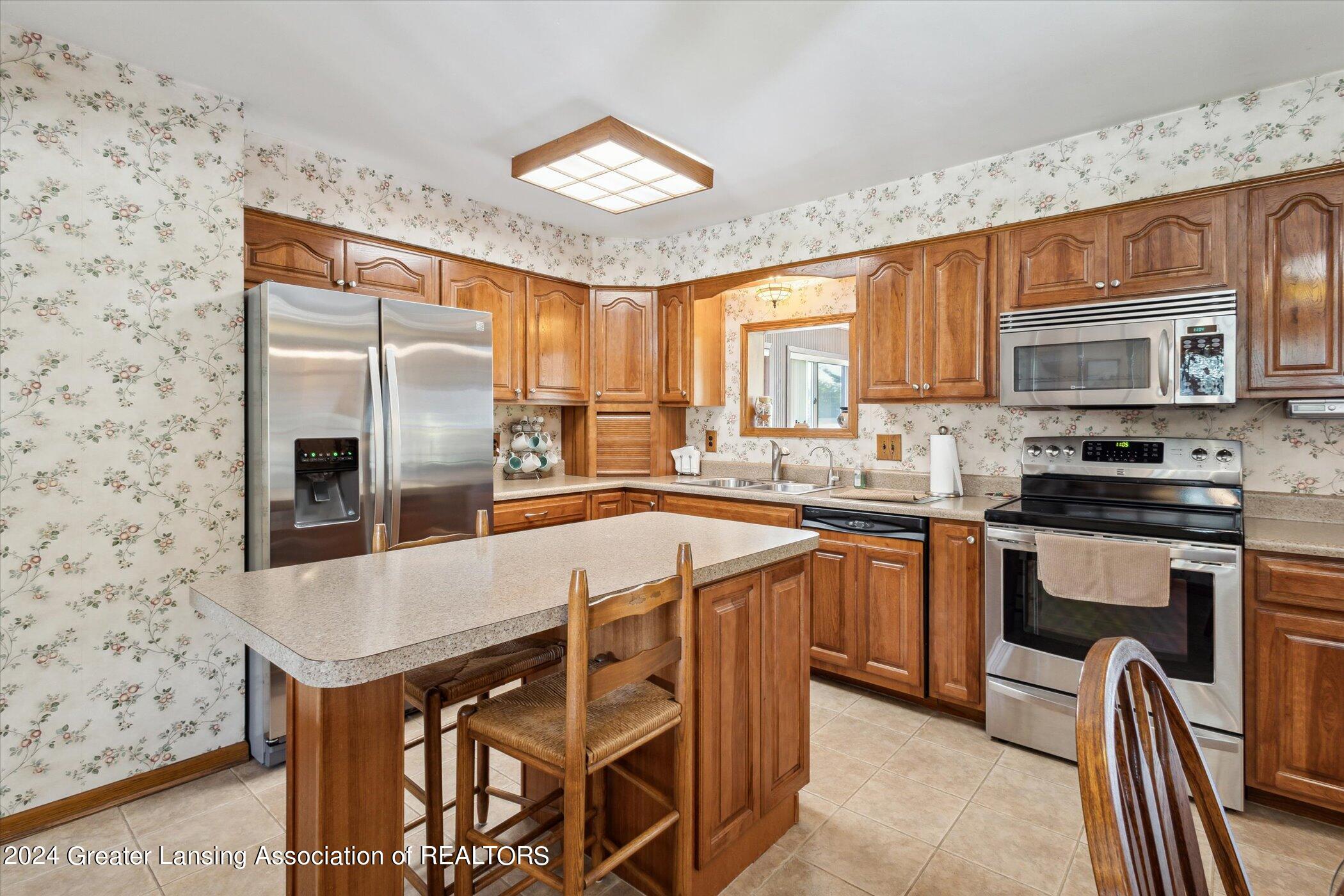 6529 West Cutler Road Dewitt, MI 48820 - Photo 16 of 61 15-6529-W-Cutler-Rd-DeWitt-MI-48820-Wind