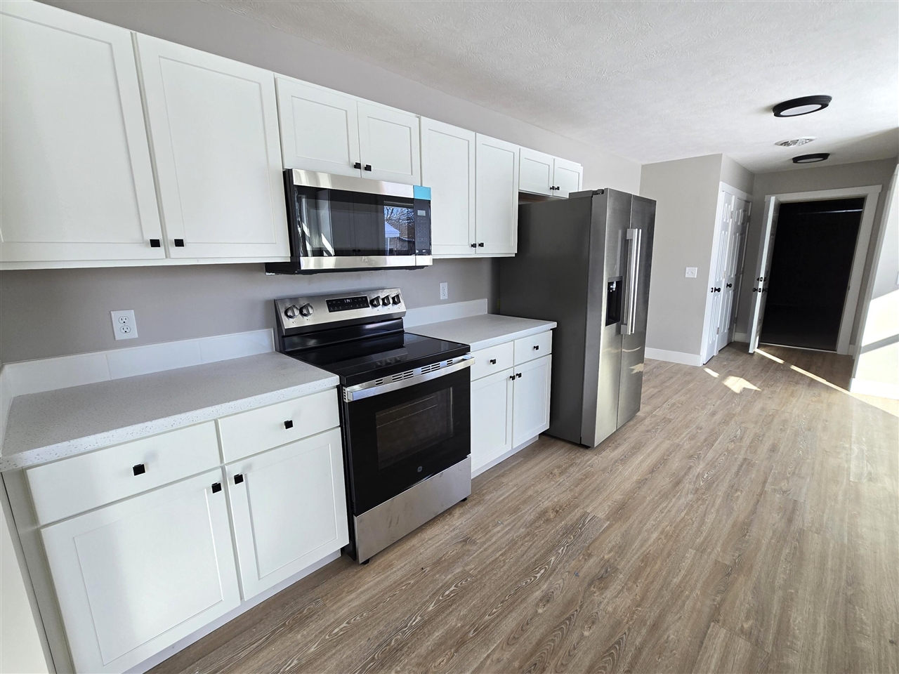 517 East State Road Hastings, MI 49058 - Photo 4 of 15